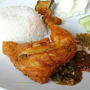 AYAM GORENG