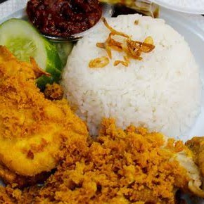 AYAM KEREMES PAKE NASI