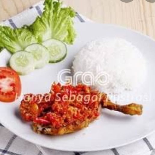 AYAM PENYET