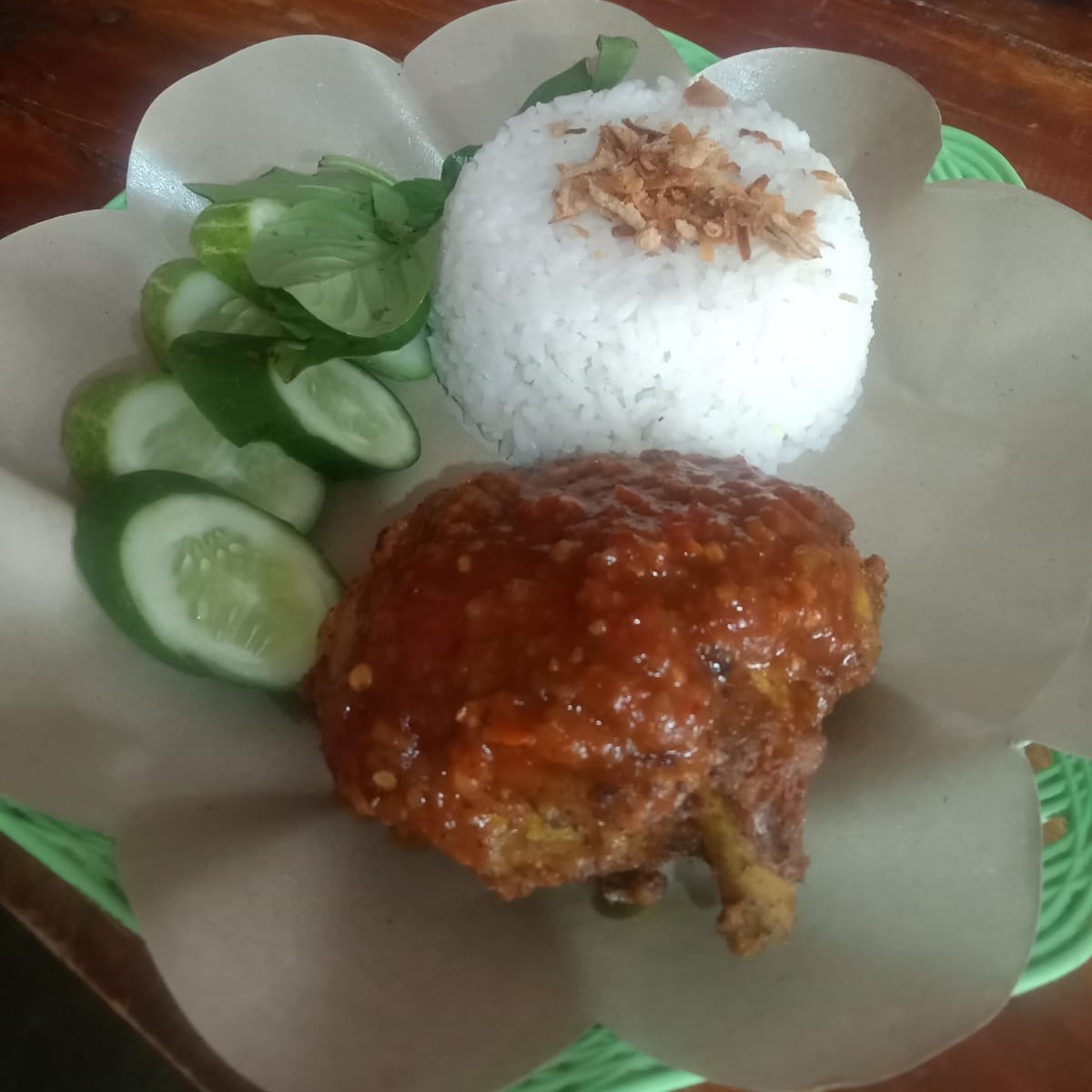 AYAM PENYET NASI