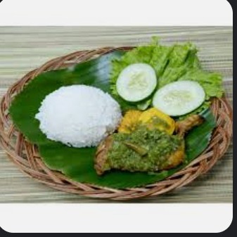 AYAM PENYET SAMBAL IJO