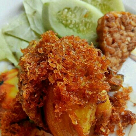 AYAM SERONDENG