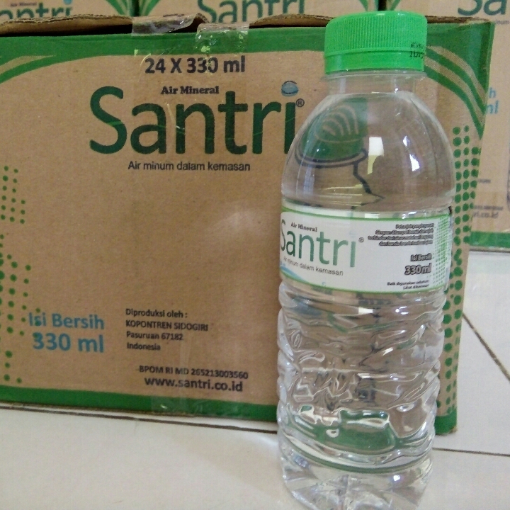 Air Mineral Santri 330ml