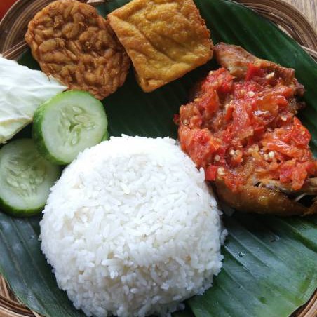 Aneka Ayam Dan Nasi