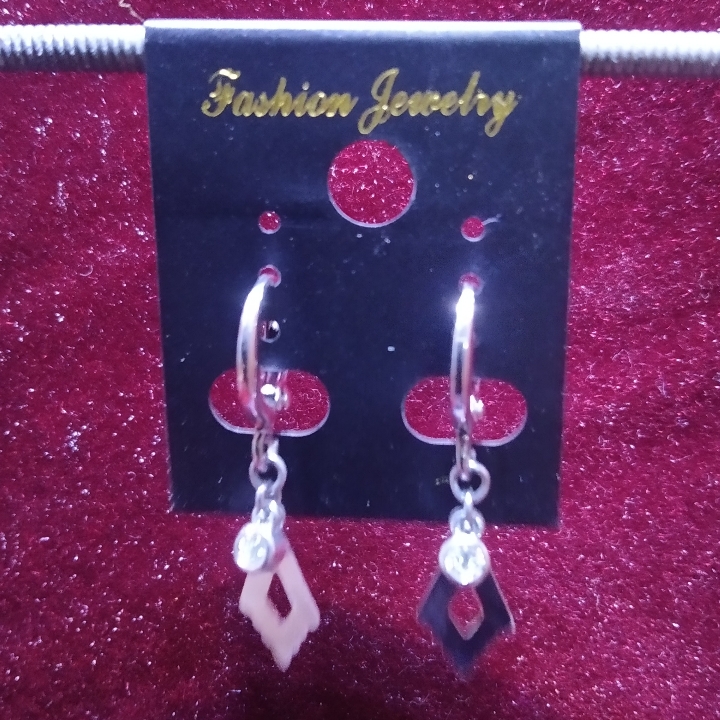 Anting Atau Kerabu Gantung 3