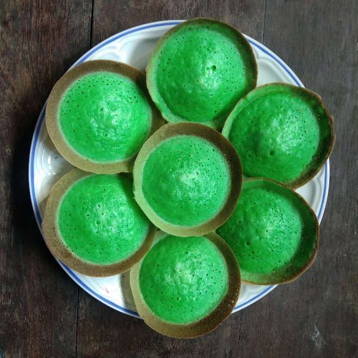 Apam Barenda Pandan