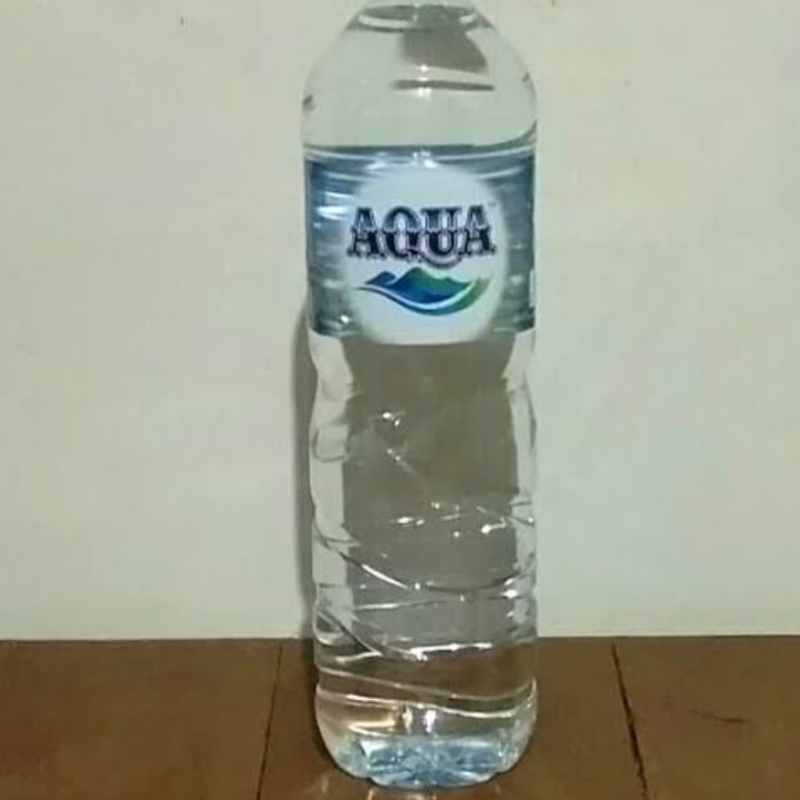 Aqua Botol Besar