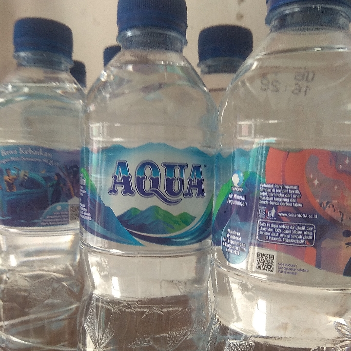 Aqua botol kecil