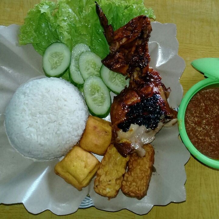 Ayam Bakar 