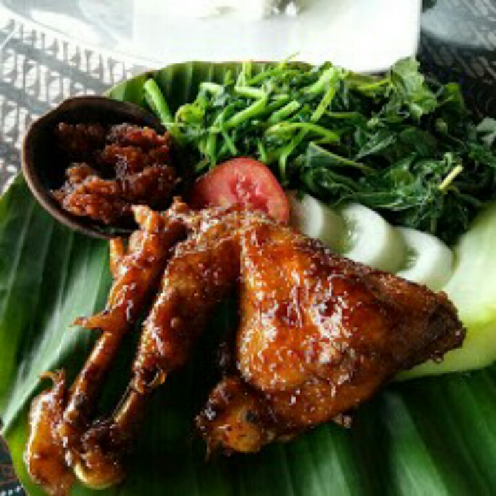 Ayam Bakar Sambal Lalap