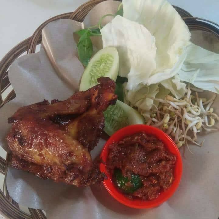 Ayam