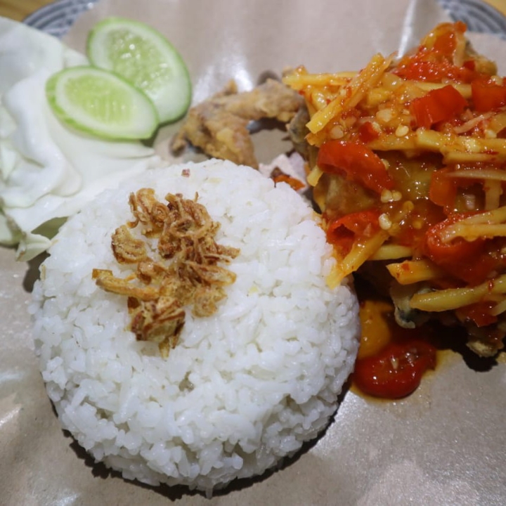 Ayam Bakar Atau Goreng Saus Thailand