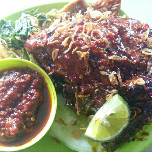 Ayam Bakar Bumbu Rujak