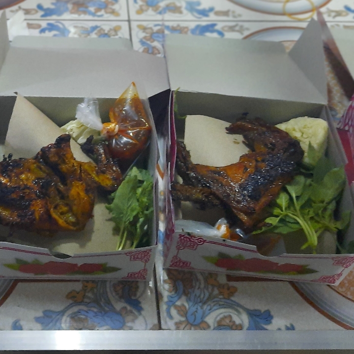 Ayam Bakar Dada 