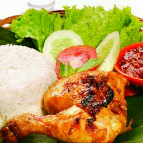 Ayam Bakar Dan Nasi