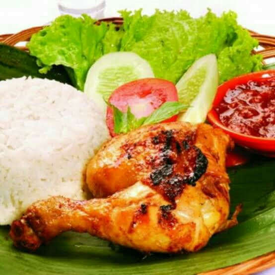 Ayam Bakar Dan Nasi