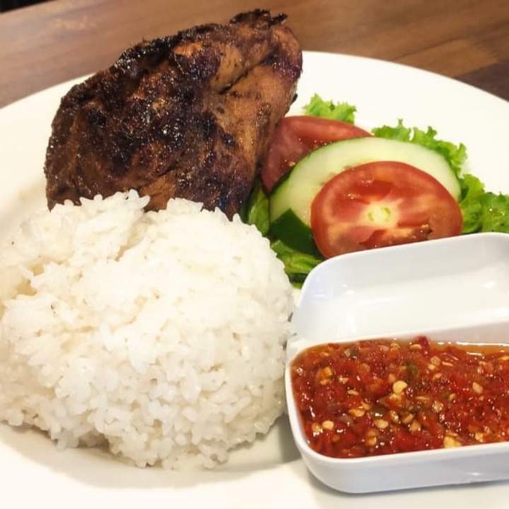 Ayam Bakar Djontor