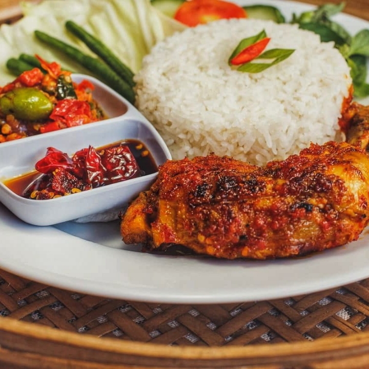 Ayam Bakar Juicy