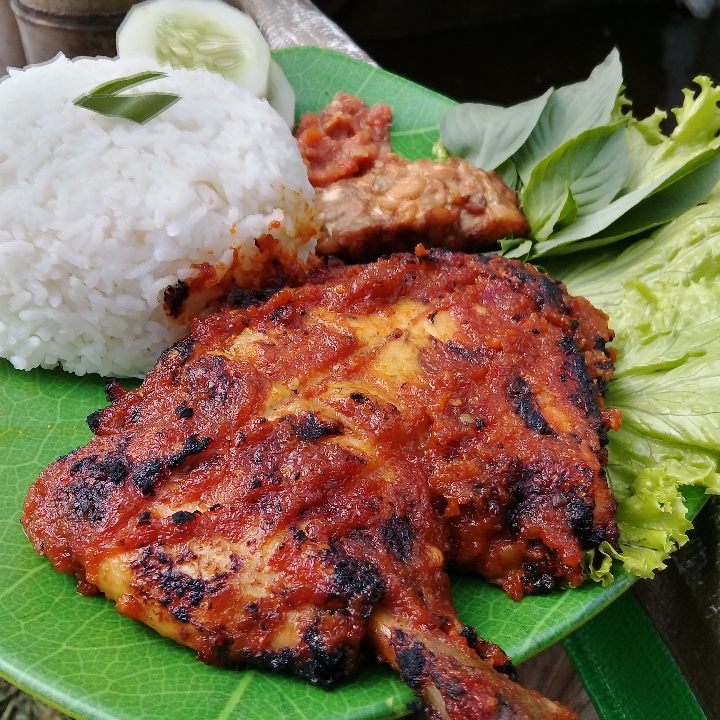 Ayam Bakar Jumbo