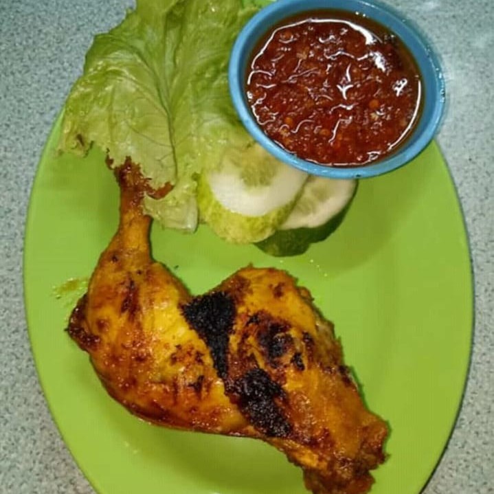 Ayam Bakar Kuning