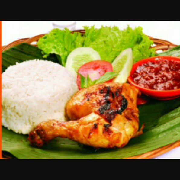 Ayam Bakar Madu Dan Nasi