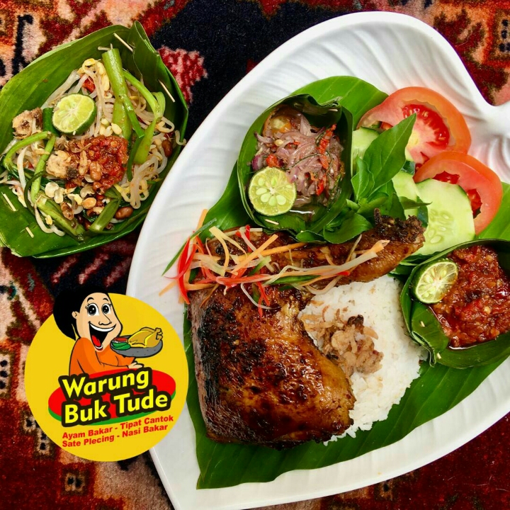 Ayam Bakar Madu Plecing 