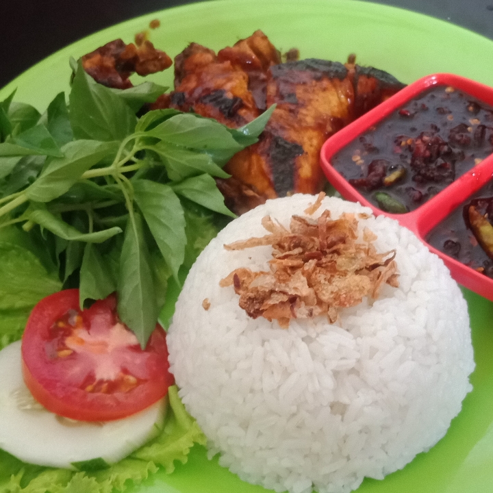 Ayam Bakar Manja