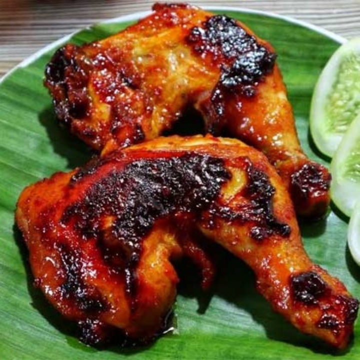 Ayam Bakar Pecak Dada