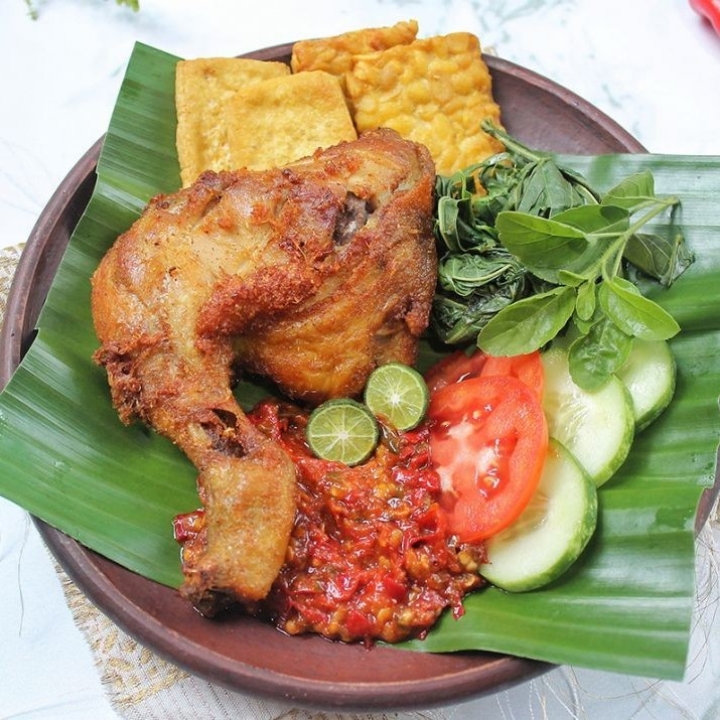 Ayam Bakar Penyet Special