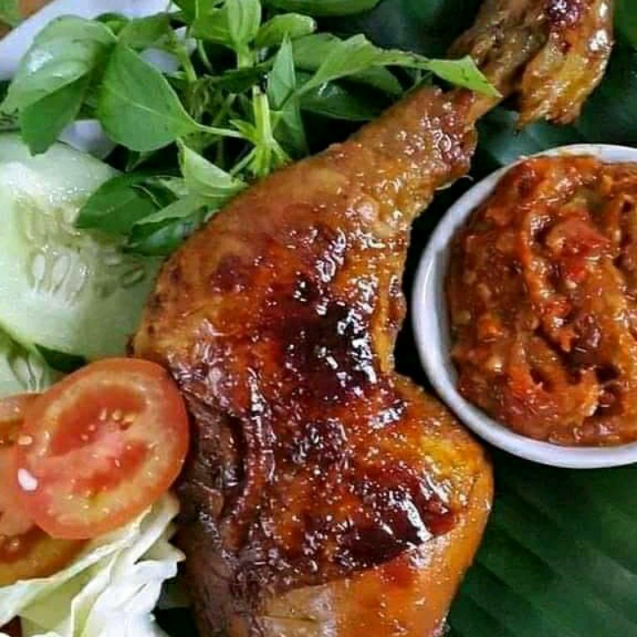 Ayam Bakar Plus Nasi