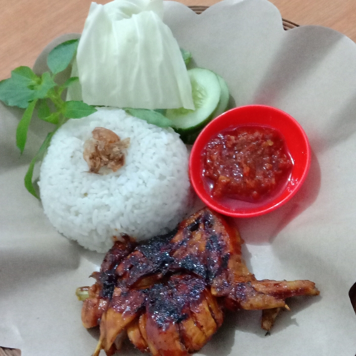 Ayam Bakar Plus Nasi