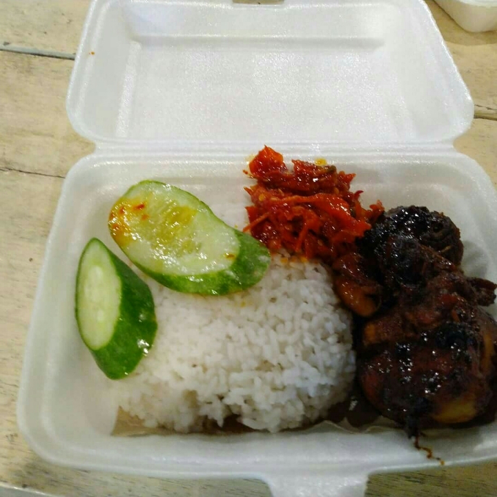 Ayam Bakar Plus Nasi