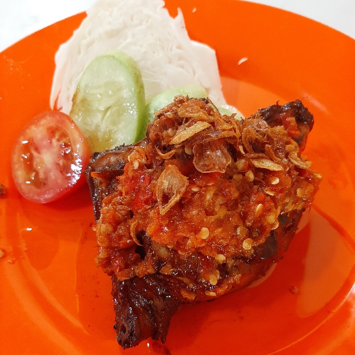 Ayam Bakar Large Sambel Geprek Asli Loch