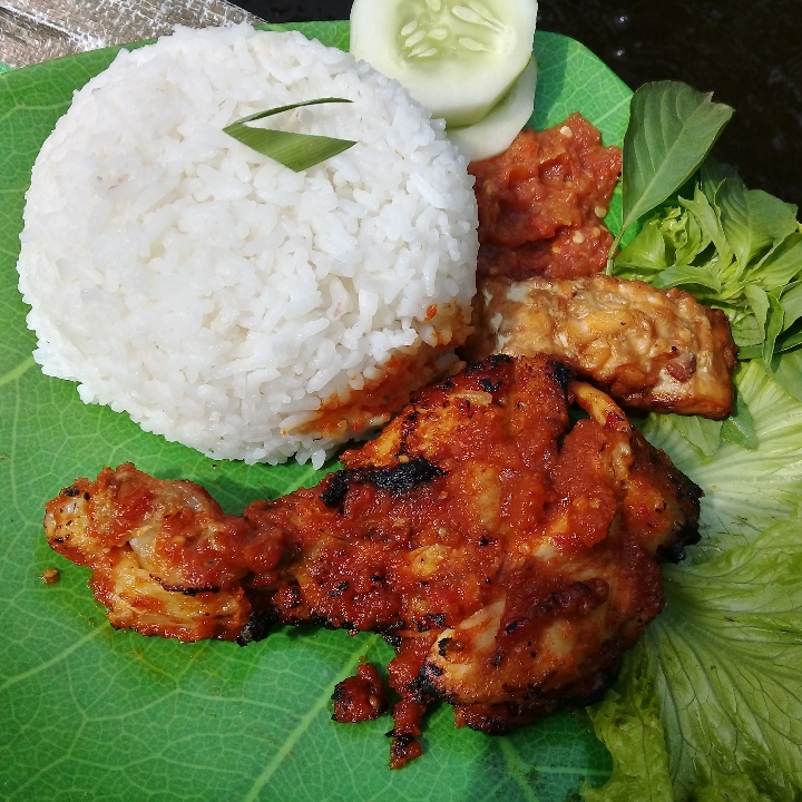 Ayam Bakar Sedang