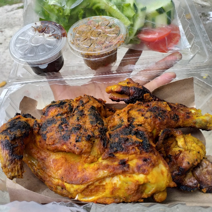 Ayam Bakar Separo