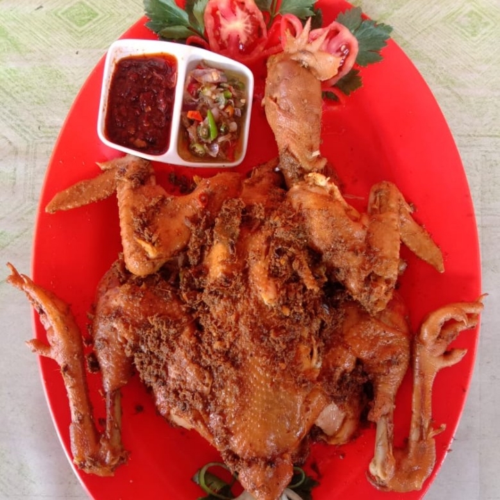 Ayam Betutu Tim