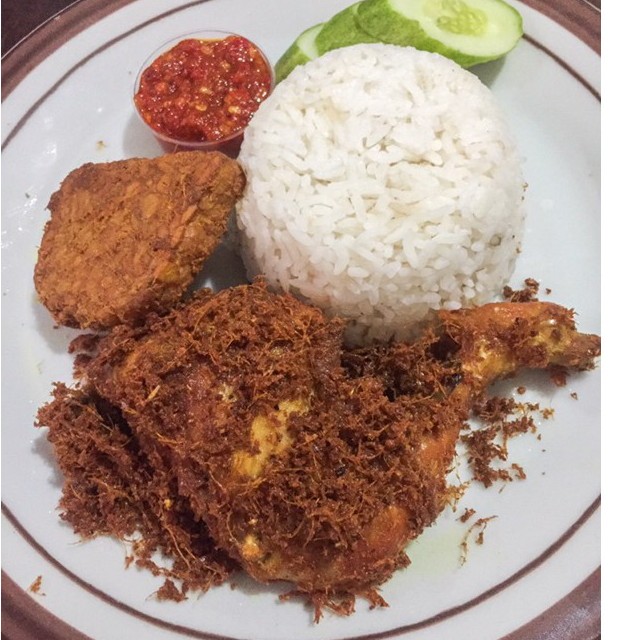 Nasi Ayam Bumbu