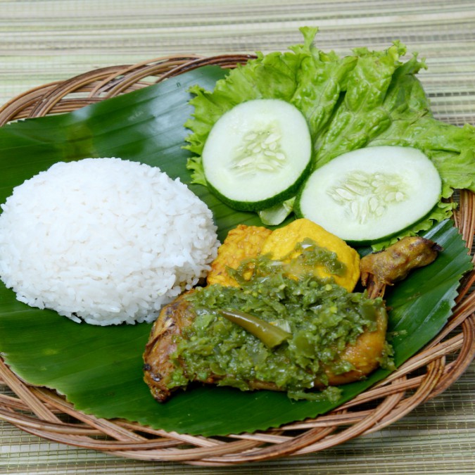 Ayam Cabe Ijo