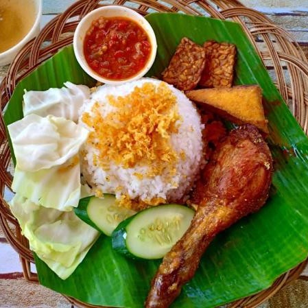 Ayam Dan Ikan Penyet