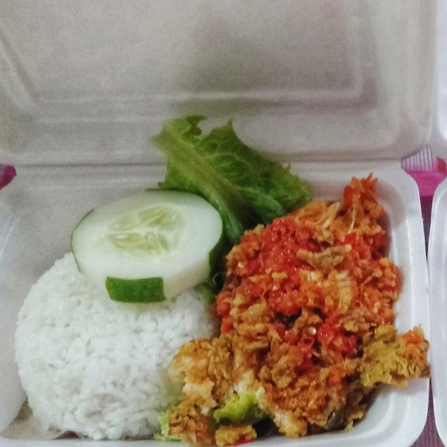 Paket Ayam Geprek  Nasi