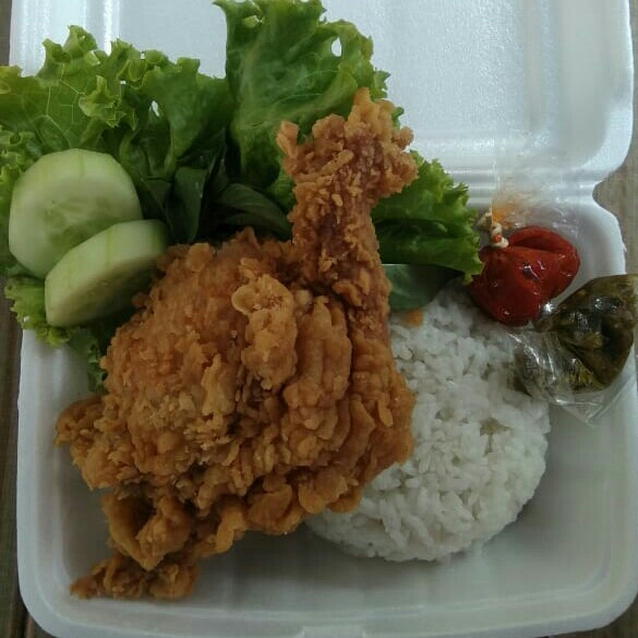 Ayam Gejoh Plus Nasi