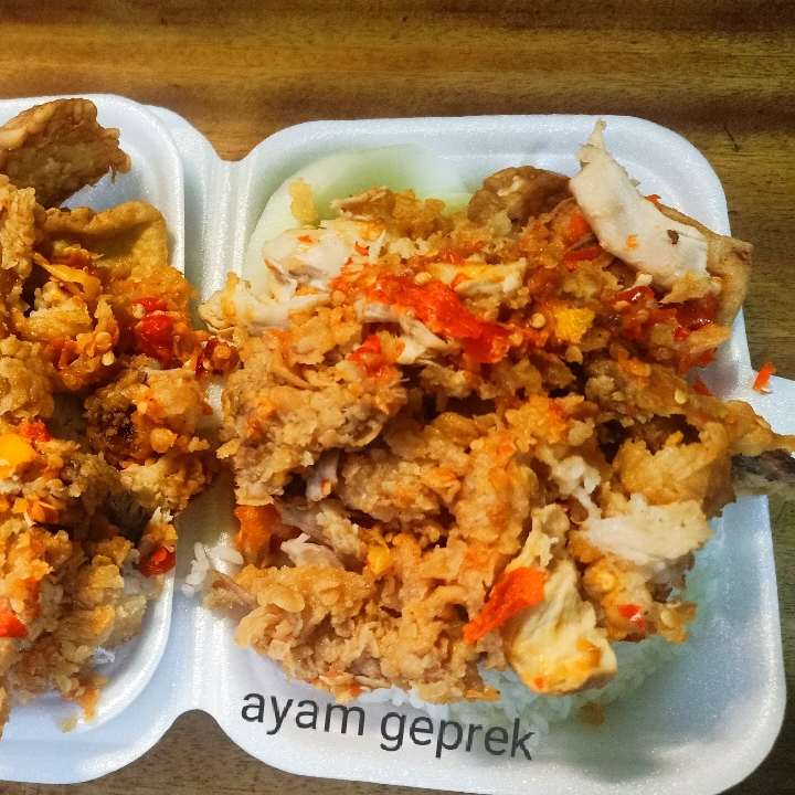 Ayam Geprek