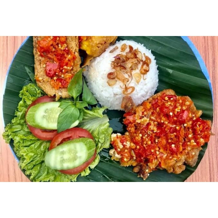 Ayam Geprek Cikok Plus Nasi