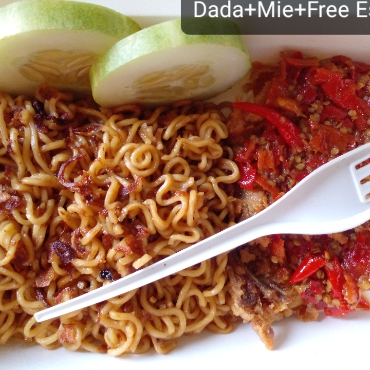 Ayam Geprek Dada Mie Goreng