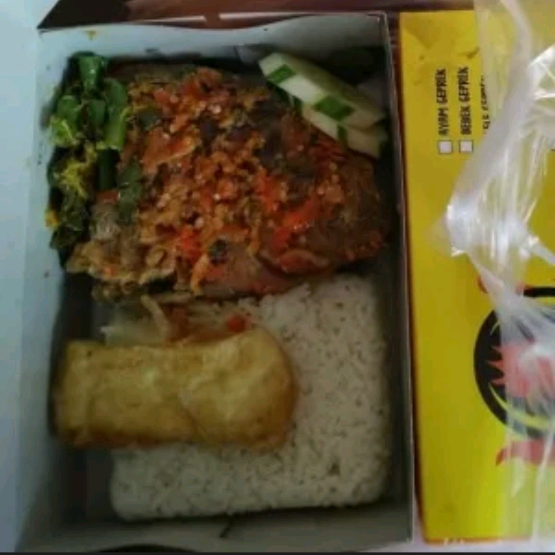 Ayam Geprek Jumbo