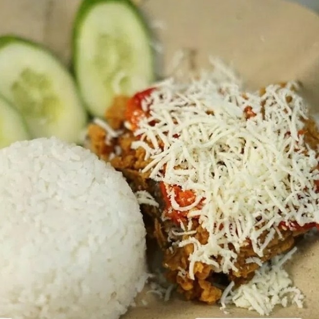 Ayam Geprek Keju Parut