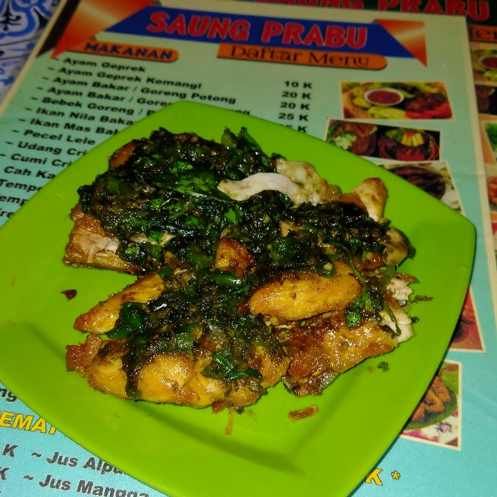 Ayam Geprek Kemangi Plus Nasi