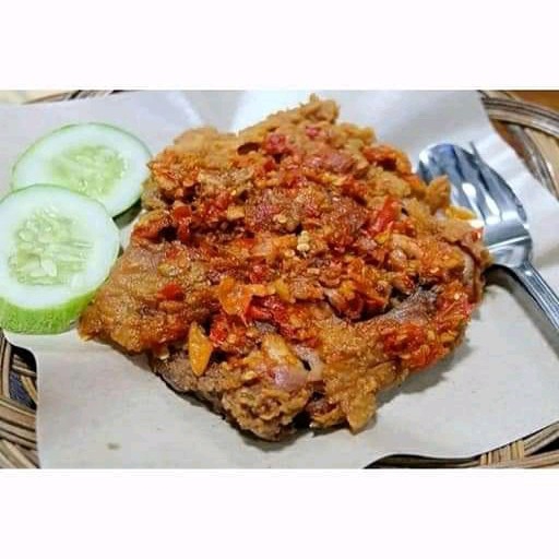 Ayam Geprek Lalapan