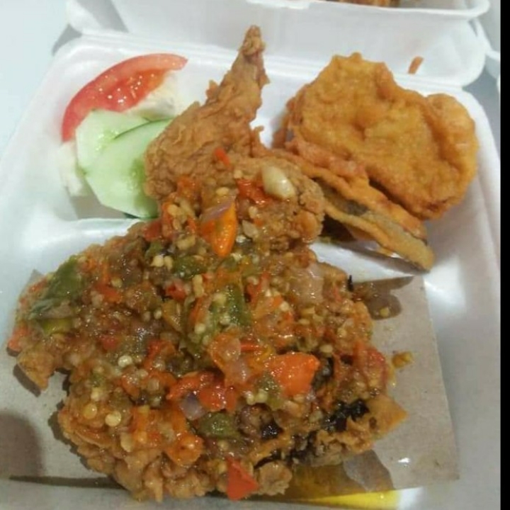 Ayam Geprek Mewek Paket