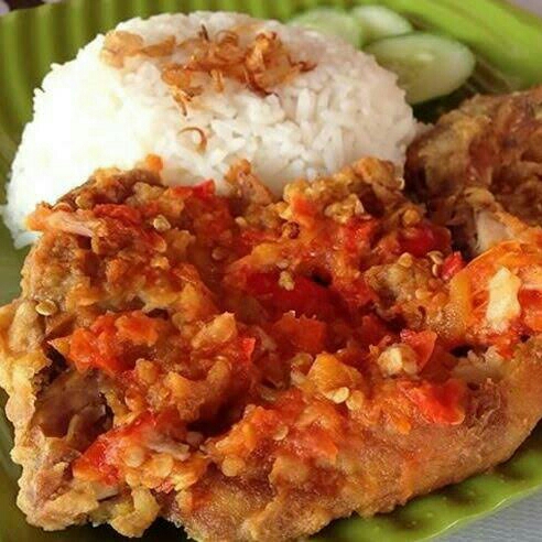 Ayam Geprek Nasi